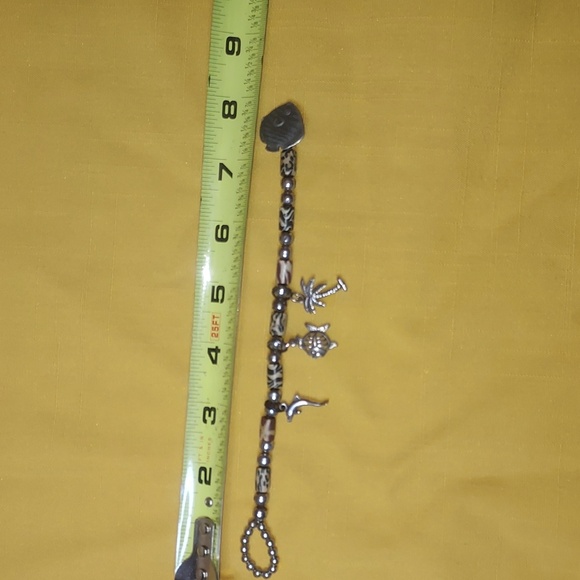 Tropical and Animal Print Bracelet - Picture 7 of 8